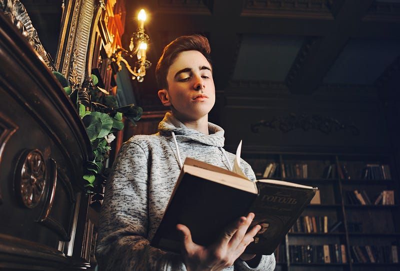 These Four 1000+ Page Books Are Worth Every Second Spent Reading Them