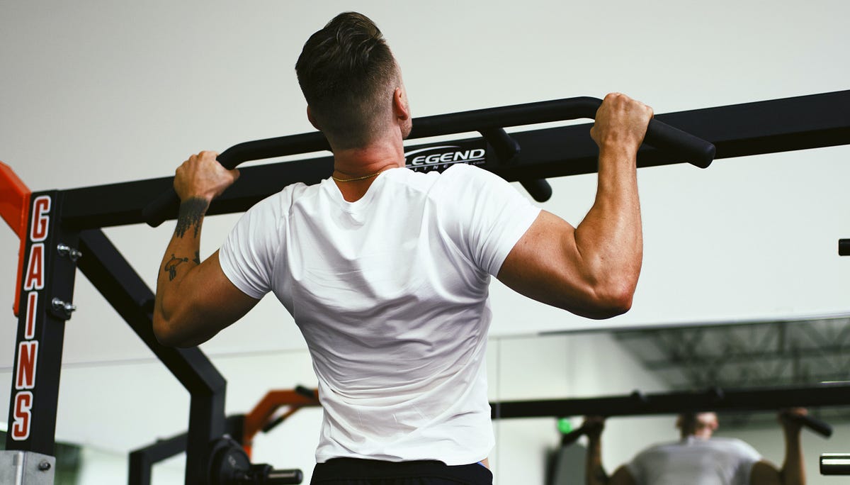 The Exact Process I Used to Go from 0 to 10+ Pull-Ups in 8 Weeks