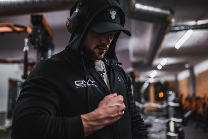 The Ultimate Beginner’s Guide to The Gym and Fitness